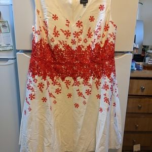 White with red flowers, lined, plus size sleeveless dress